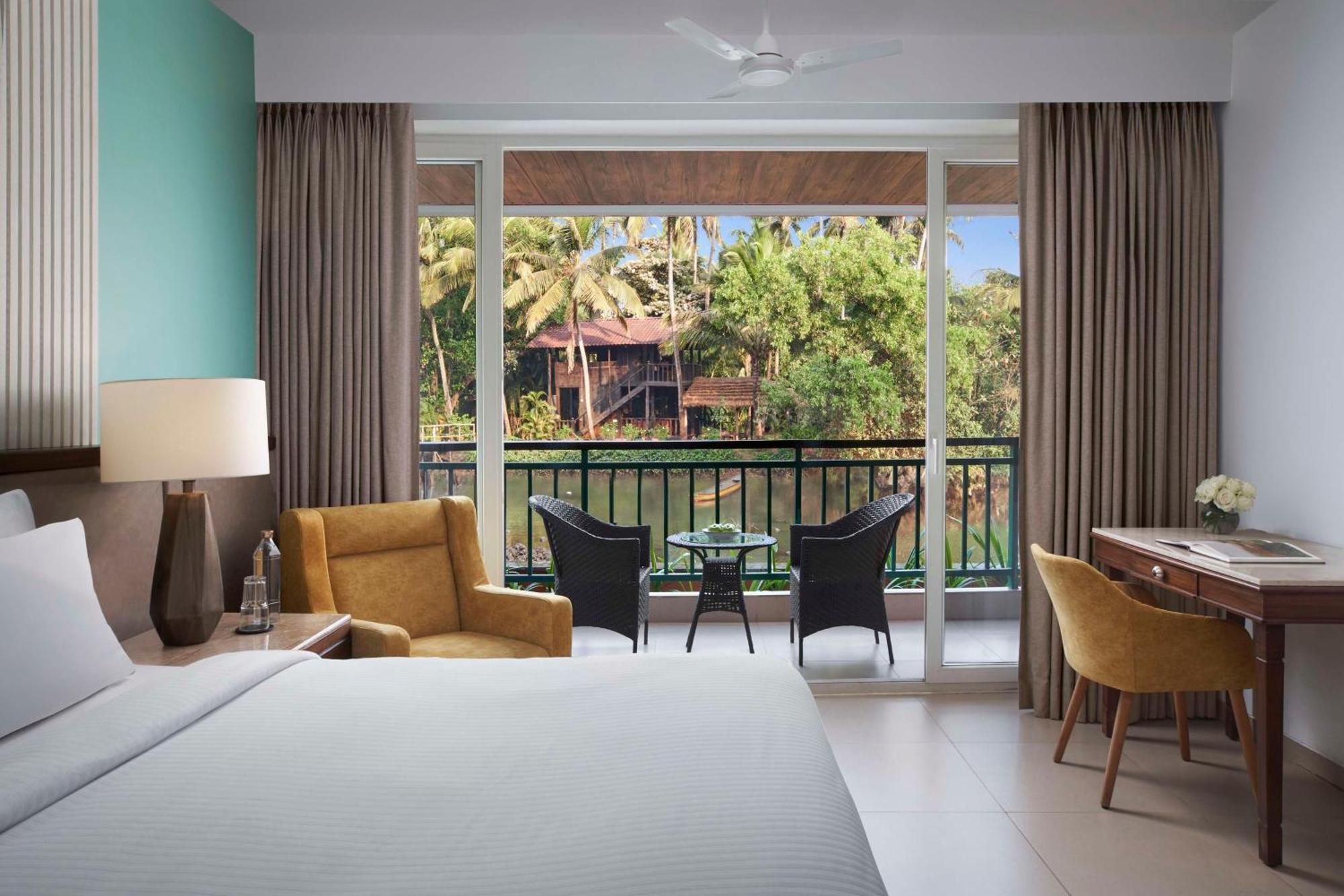 Mandrem Beach Resort, A Member Of Radisson Individuals Retreat Екстериор снимка