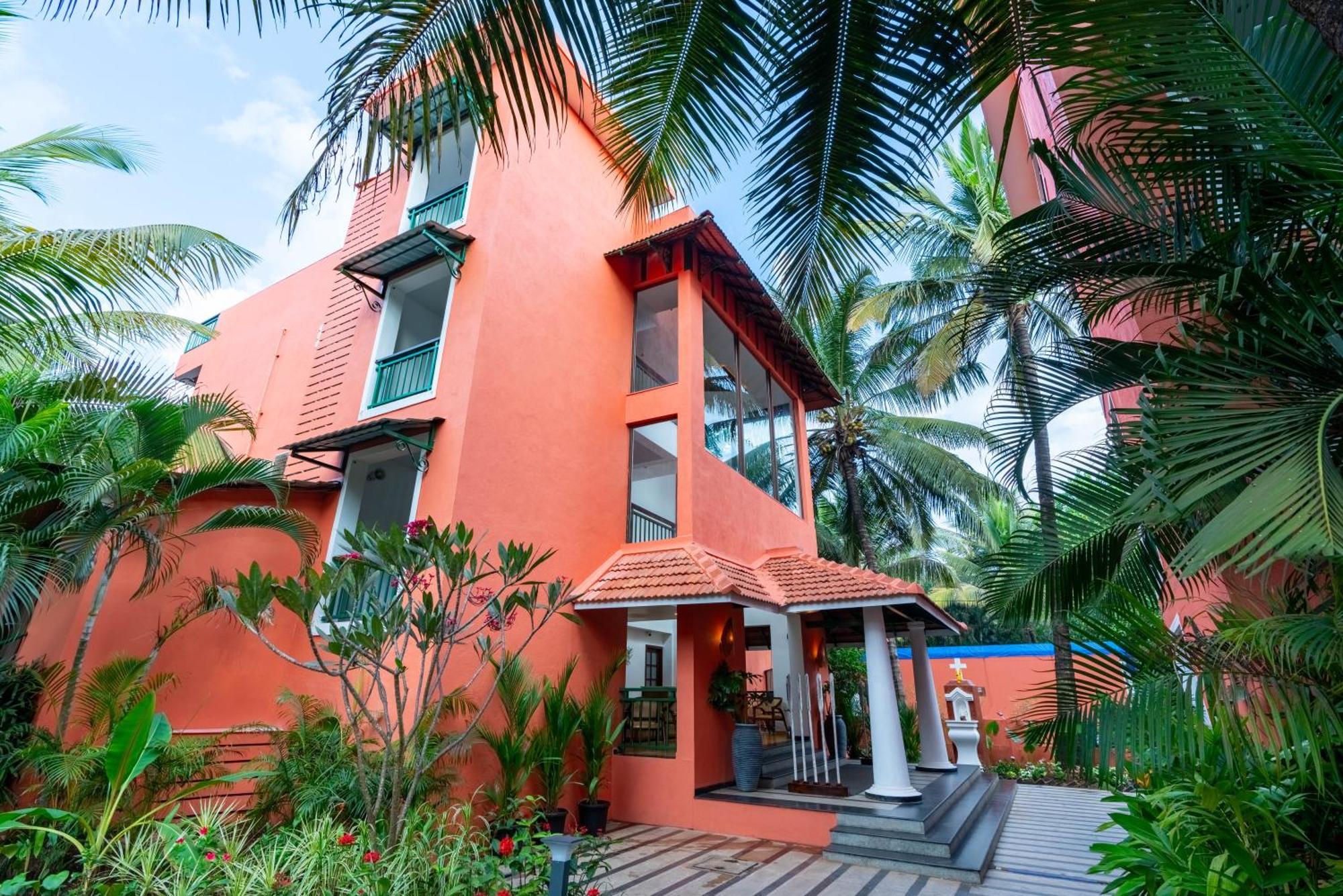 Mandrem Beach Resort, A Member Of Radisson Individuals Retreat Екстериор снимка