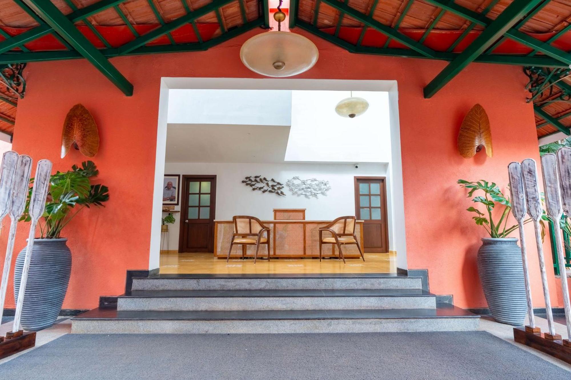 Mandrem Beach Resort, A Member Of Radisson Individuals Retreat Екстериор снимка