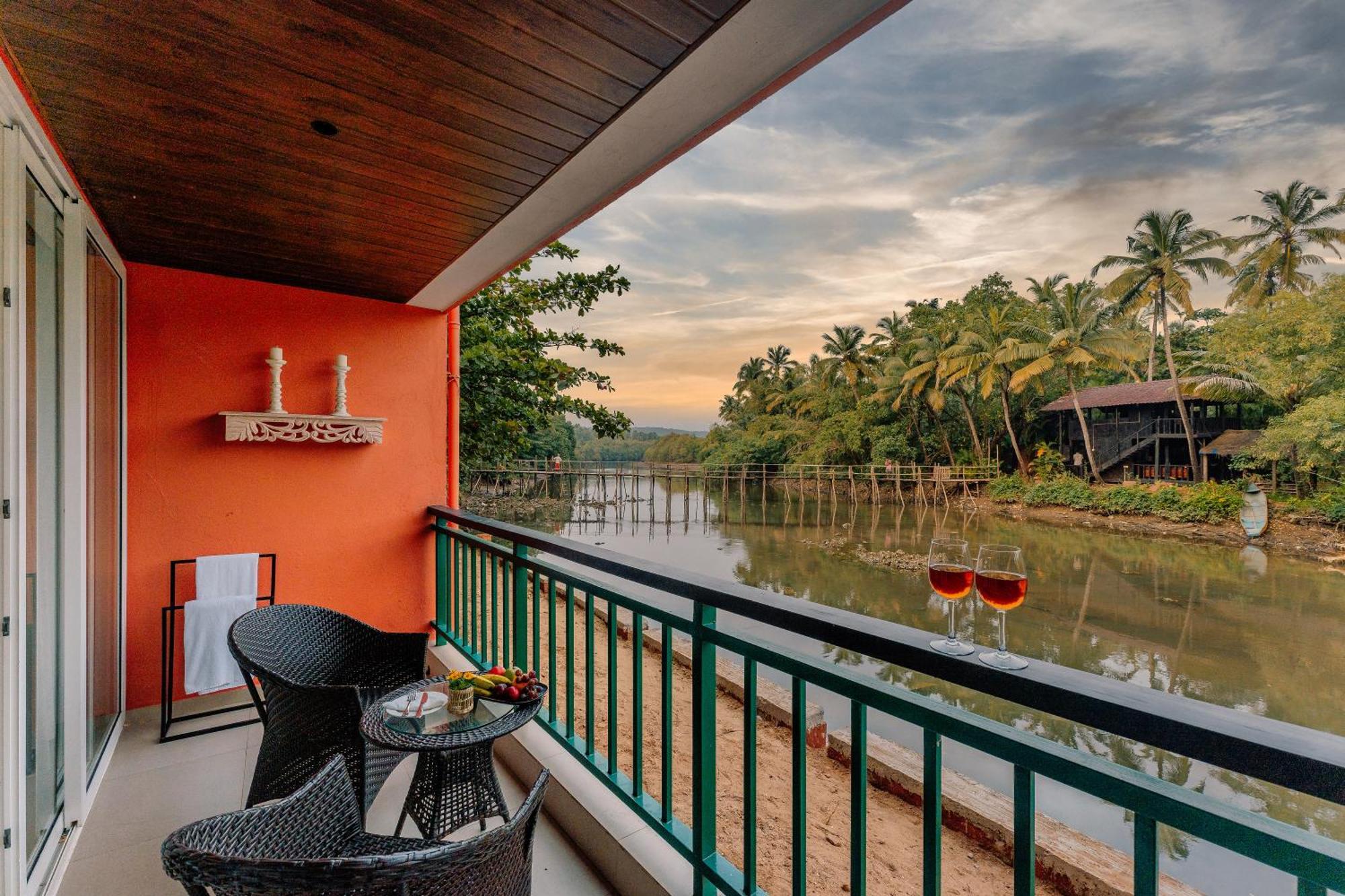 Mandrem Beach Resort, A Member Of Radisson Individuals Retreat Екстериор снимка